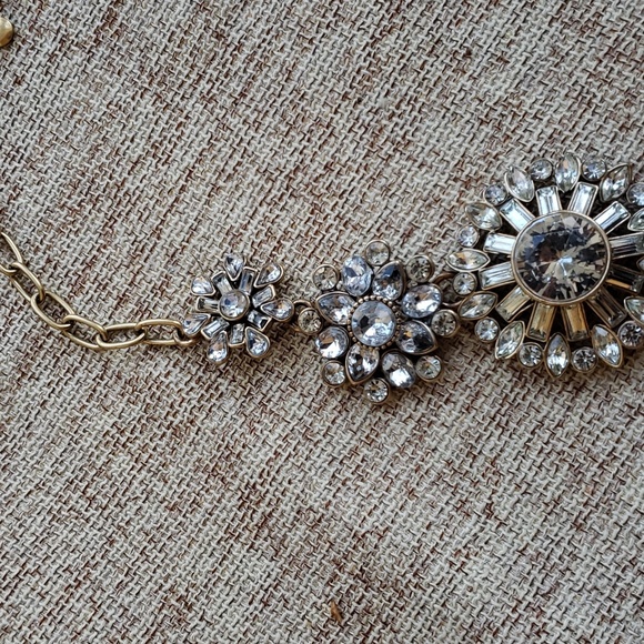 J.Crew Floral Lattice Cluster Statement Necklace - Picture 4 of 9